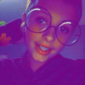 Meet your Posher, Maddie